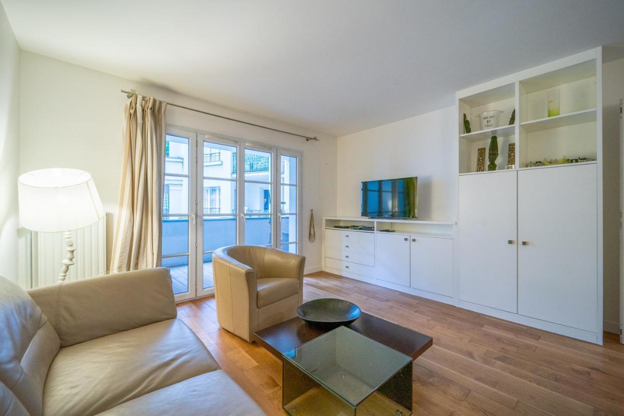 Havre De Paix - Appt Avec Terrasse Apartment Courbevoie Ngoại thất bức ảnh